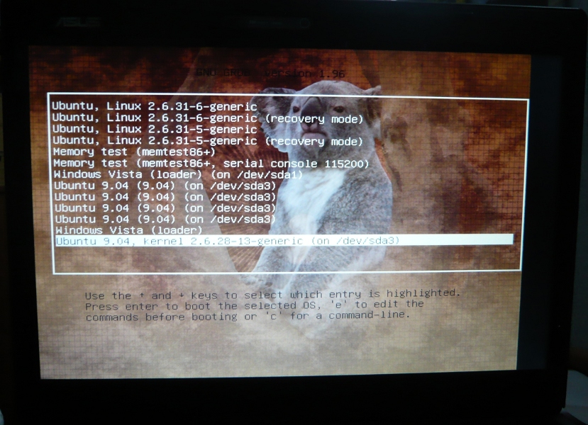 GRUB2 mit Hintergrundbild GRUB2 mit Hintergrundbild