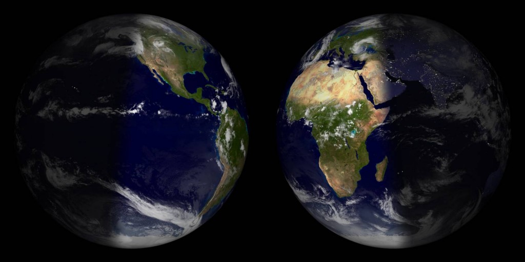 Das Endergebnis sieht z.B. so aus: Beide Halbschalen der Erde nebeneinander.